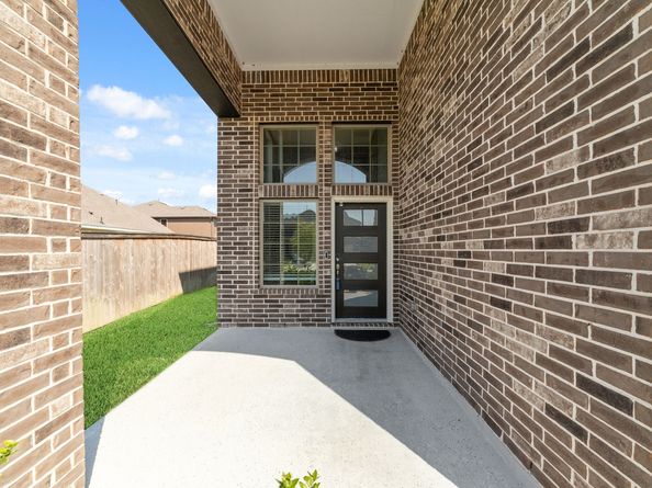 2023 Woodgate Ln, Tomball TX 77375