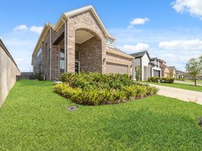 2023 Woodgate Ln, Tomball TX 77375