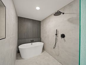 5207 Braesheather Drive, Houston TX 77096