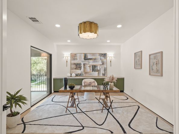 5207 Braesheather Drive, Houston TX 77096