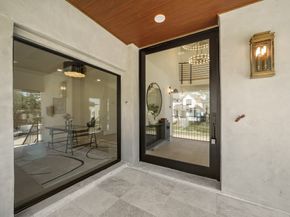 5207 Braesheather Drive, Houston TX 77096