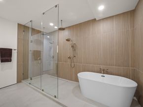 5207 Braesheather Drive, Houston TX 77096