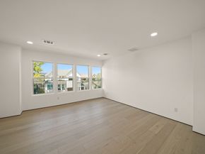 5207 Braesheather Drive, Houston TX 77096