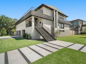 5207 Braesheather Drive, Houston TX 77096