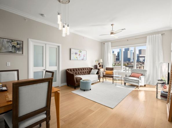 1900 Genesee Street 302, Houston TX 77006