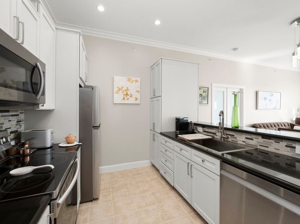 1900 Genesee Street 302, Houston TX 77006