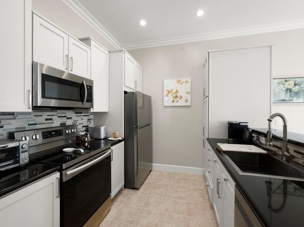 1900 Genesee Street 302, Houston TX 77006