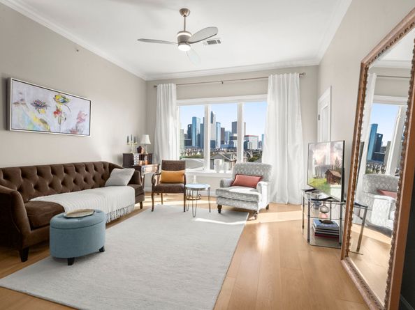 1900 Genesee Street 302, Houston TX 77006