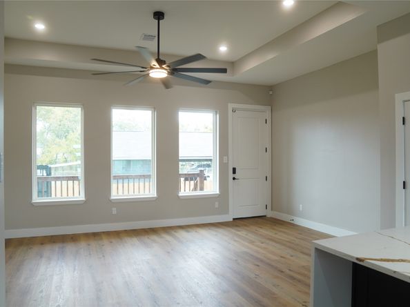 5947 Collingsworth Street, Houston TX 77026