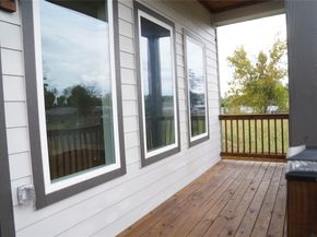 5947 Collingsworth Street, Houston TX 77026