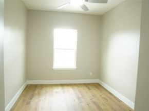 5947 Collingsworth Street, Houston TX 77026