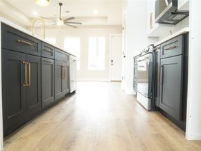 5947 Collingsworth Street, Houston TX 77026