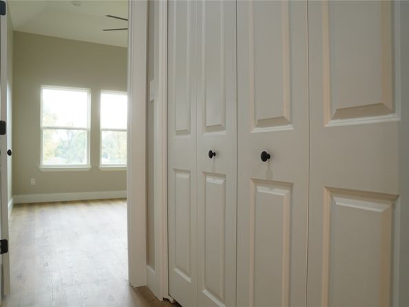 5947 Collingsworth Street, Houston TX 77026