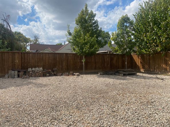 2005 Fulton Street, Houston TX 77009