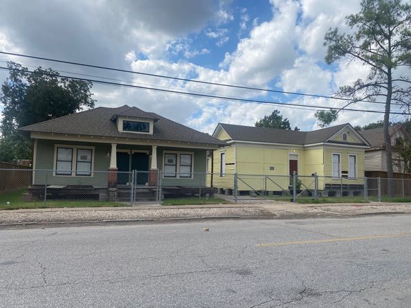 2005 Fulton Street, Houston TX 77009