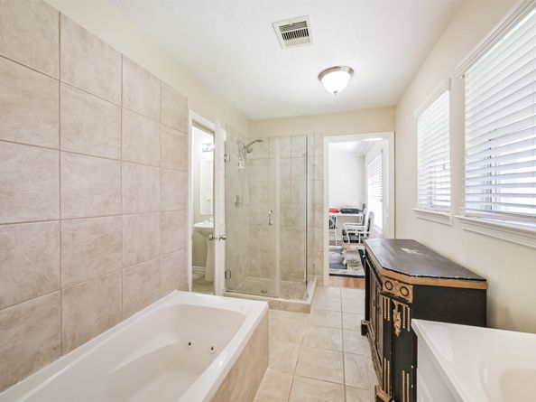 4558 Benning Drive, Houston TX 77035