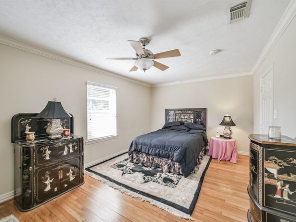 4558 Benning Drive, Houston TX 77035