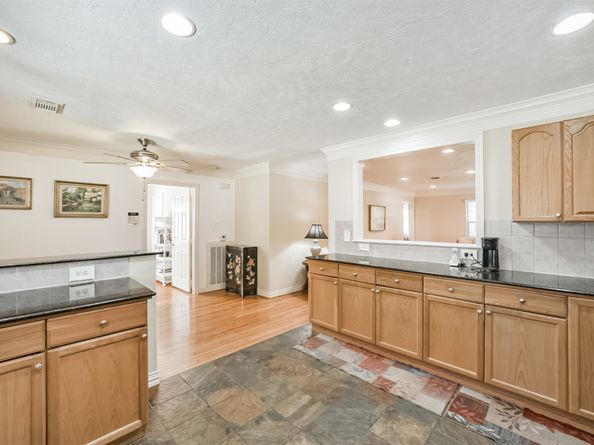 4558 Benning Drive, Houston TX 77035