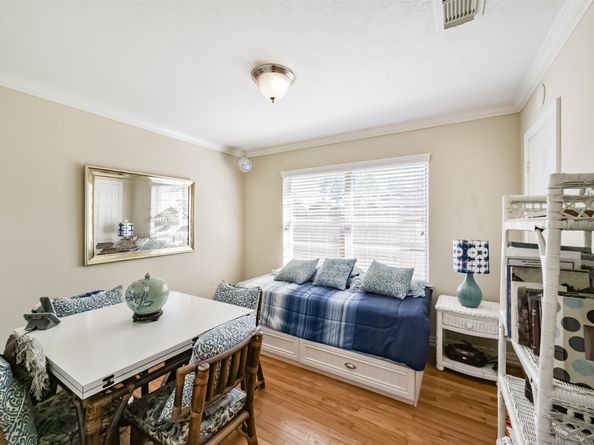 4558 Benning Drive, Houston TX 77035