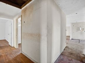 9022 Beverlyhill Street, Houston TX 77063