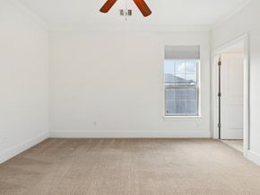 5636 Kiam Street B, Houston TX 77007