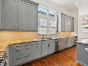 5636 Kiam Street B, Houston TX 77007