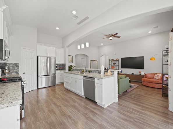 5602 Belmark Street, Houston TX 77033