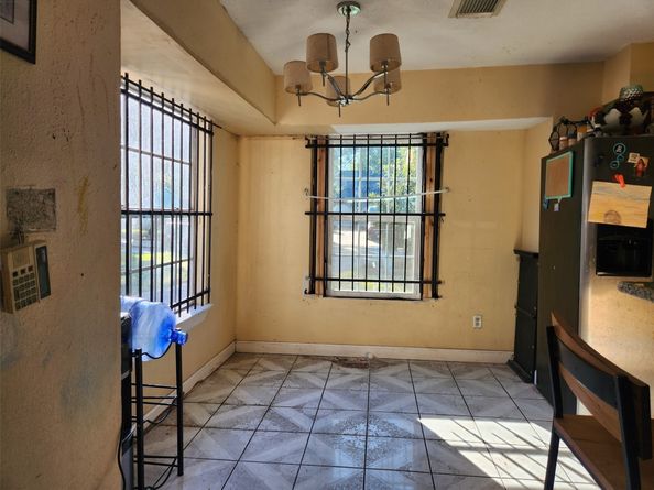 7230 Jadewood drive Drive, Houston TX 77088