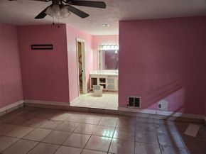 7230 Jadewood drive Drive, Houston TX 77088