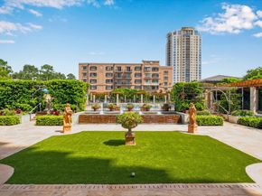 1100 Uptown Park Boulevard 102, Houston TX 77056