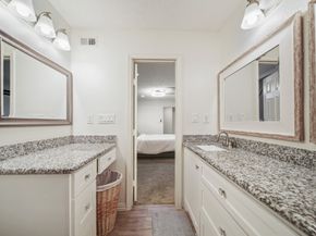 8100 Cambridge Street 61, Houston TX 77054