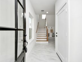 717 Marcella Street E, Houston TX 77091