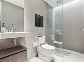 2169 University Boulevard, Houston TX 77030