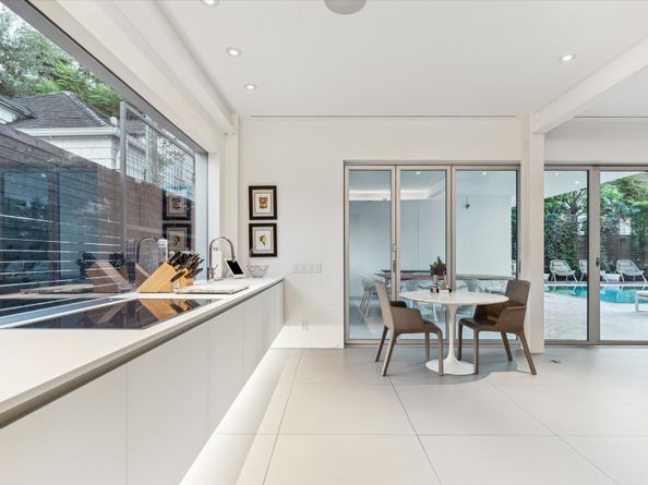 2169 University Boulevard, Houston TX 77030