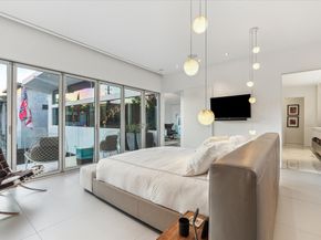 2169 University Boulevard, Houston TX 77030