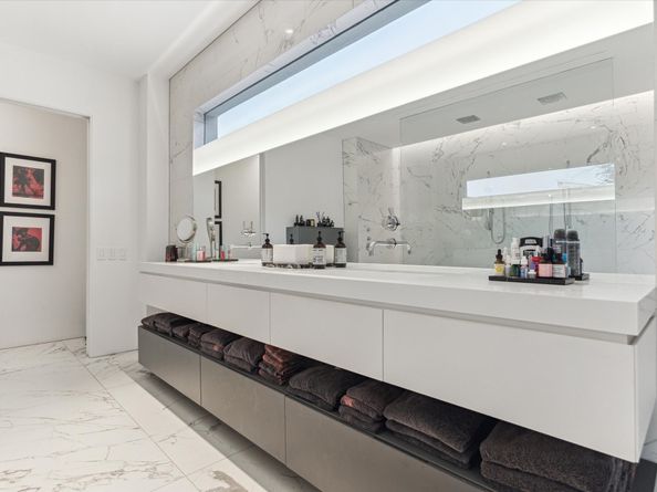 2169 University Boulevard, Houston TX 77030