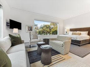 2169 University Boulevard, Houston TX 77030