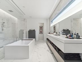 2169 University Boulevard, Houston TX 77030