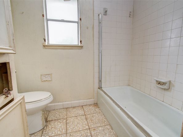 5118 Lawn Arbor Drive, Houston TX 77066