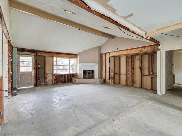 5118 Lawn Arbor Drive, Houston TX 77066