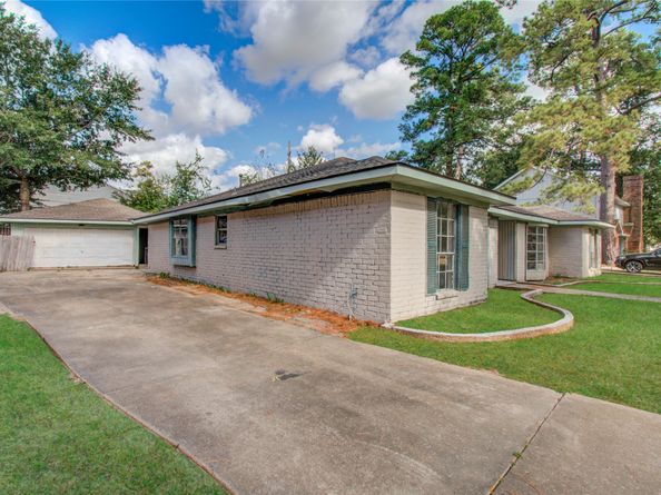 5118 Lawn Arbor Drive, Houston TX 77066