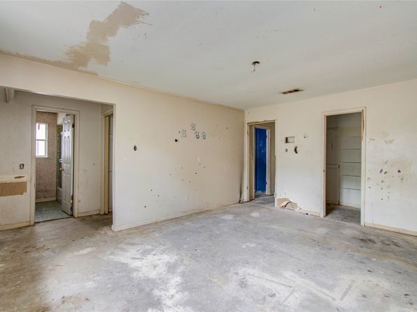 5118 Lawn Arbor Drive, Houston TX 77066