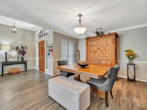 2806 Village Dale, Houston TX 77059