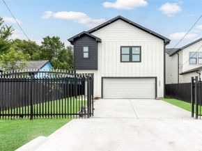 8136 Chateau Street, Houston TX 77028