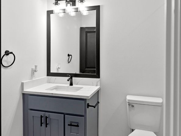 8136 Chateau Street, Houston TX 77028