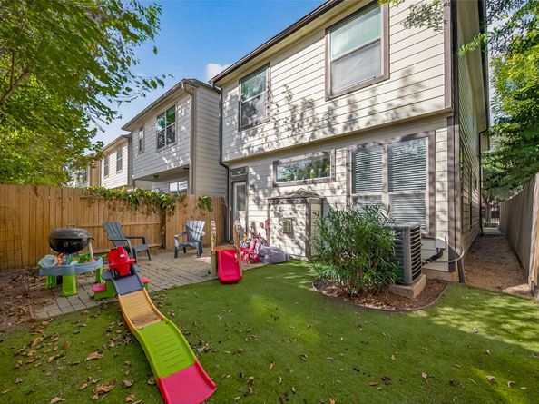 5307 Larkin Street A, Houston TX 77007