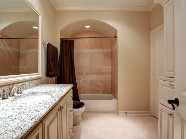 70 Sunset Park Lane, Sugar Land TX 77479