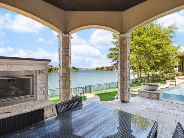 70 Sunset Park Lane, Sugar Land TX 77479