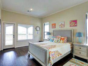 70 Sunset Park Lane, Sugar Land TX 77479