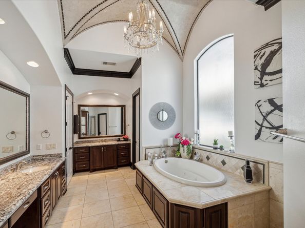 70 Sunset Park Lane, Sugar Land TX 77479